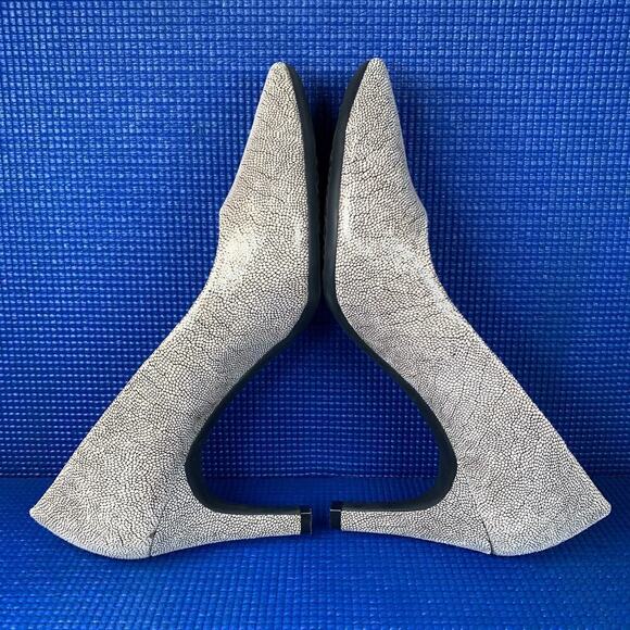 🔴 AEROSOLES Heel Rest EXQUISITE Women`s US 10M Grey Leather Pumps Shoes VN - Picture 5 of 8